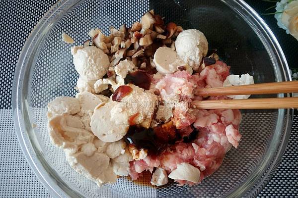 砂锅酿豆腐的做法图解6