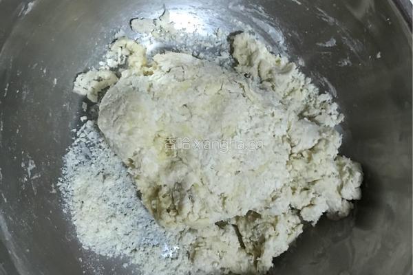 毛毛虫面包的做法图解3