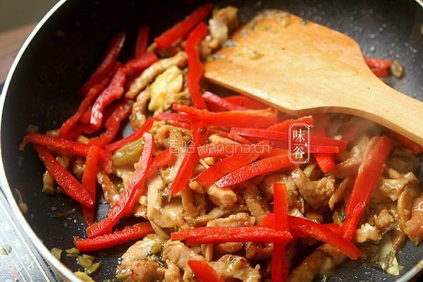 雪菜炒三丝的做法图解6