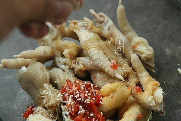 凉拌鸡脚的做法图解7