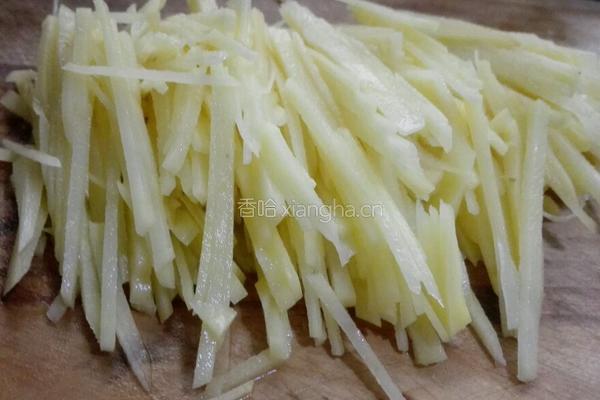 酱油土豆丝的做法图解2