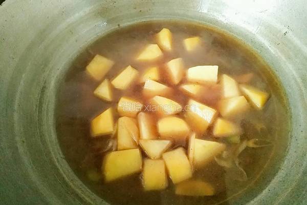 酱香土豆鹌鹑蛋的做法图解9