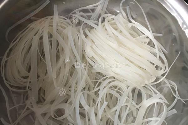 排骨米面的做法图解4