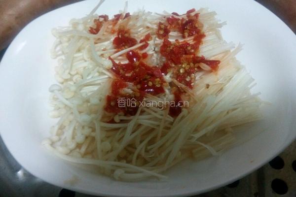 剁椒金针菇的做法图解5