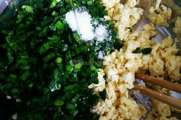韭菜鸡蛋糯米饼的做法图解7