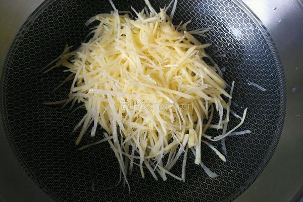  醋呛土豆丝的做法图解7