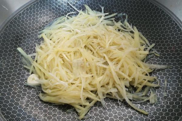  醋呛土豆丝的做法图解8