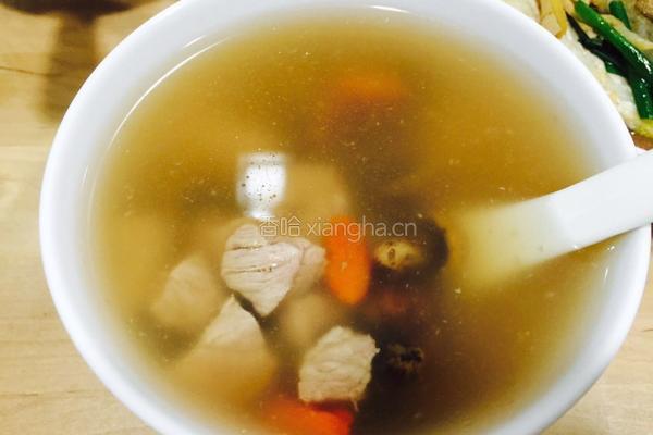 红菇炖瘦肉汤的做法图解8