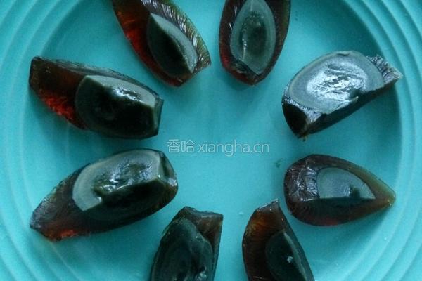 蒜茸皮蛋的做法图解5