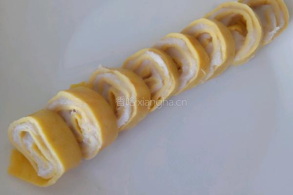 宝宝辅食鸡蛋芋头卷的做法图解12