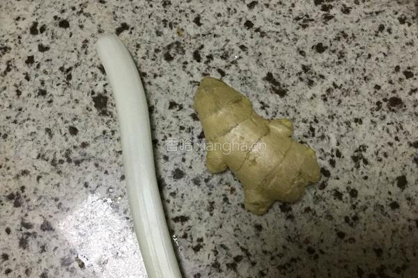 羊肉冬瓜丸子汤的做法图解4