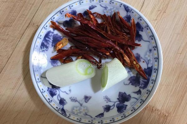 绿豆芽炒粉丝的做法图解5