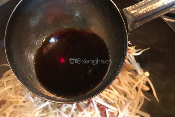 绿豆芽炒粉丝的做法图解8