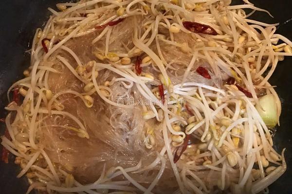 绿豆芽炒粉丝的做法图解10