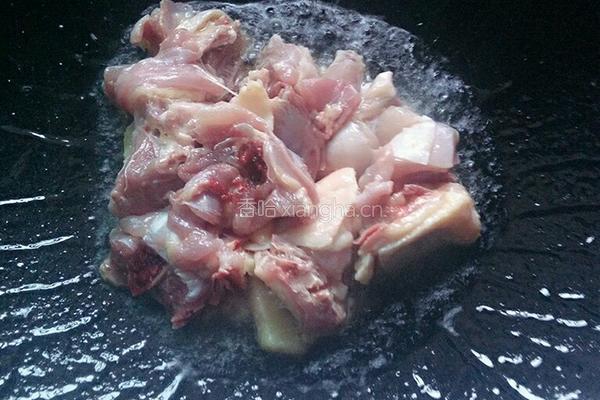 咖喱土豆胡萝卜鸡肉的做法图解7