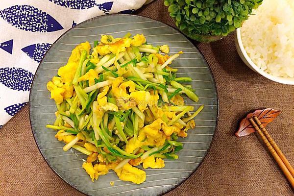 蒜苗炒土鸡蛋的做法图解12