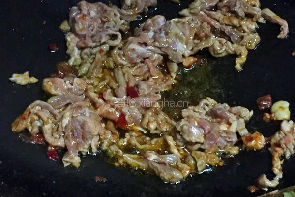 芹菜豆干炒肉的做法图解4