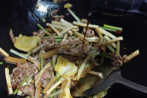 芹菜豆干炒肉的做法图解6