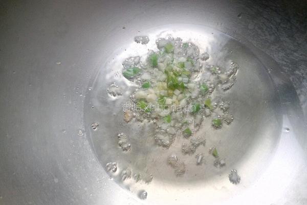 胡萝卜豌豆炒牛肉的做法图解6