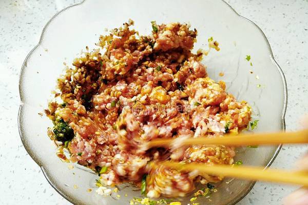 馄饨馅的做法图解6