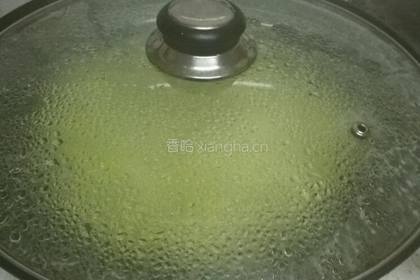 来一盘 素炒包心菜的做法图解2