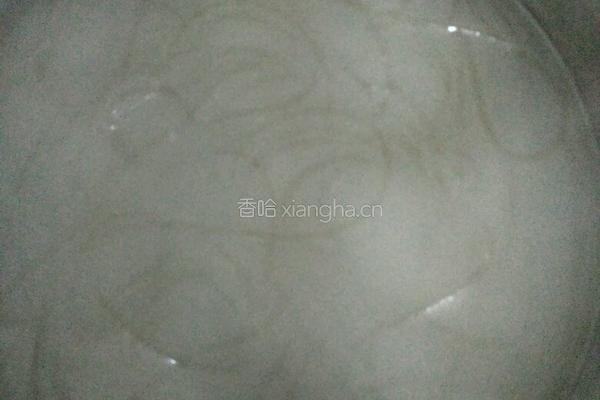 芹菜猪肉炖粉条的做法图解4