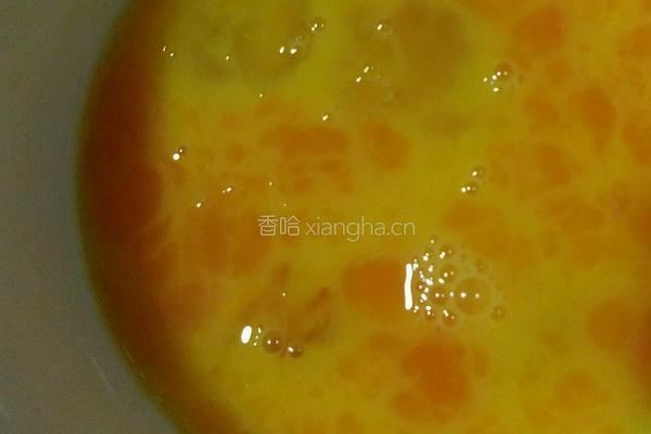 番茄黄瓜蛋炒饭的做法图解2
