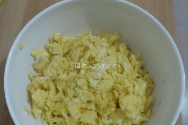 番茄金针菇炒鸡蛋的做法图解3