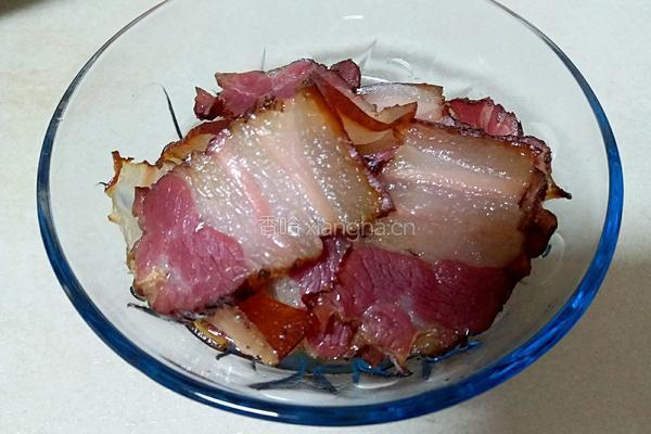 蒜苔炒腊肉的做法图解3