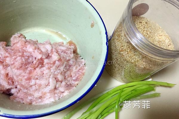 香葱小肉饼的做法图解4