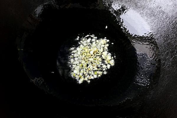 蒜香西兰花的做法图解8