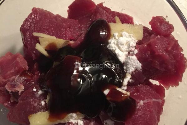 芥兰炒牛肉的做法图解3