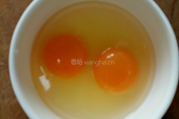 鲜酱油蛋羹的做法图解2