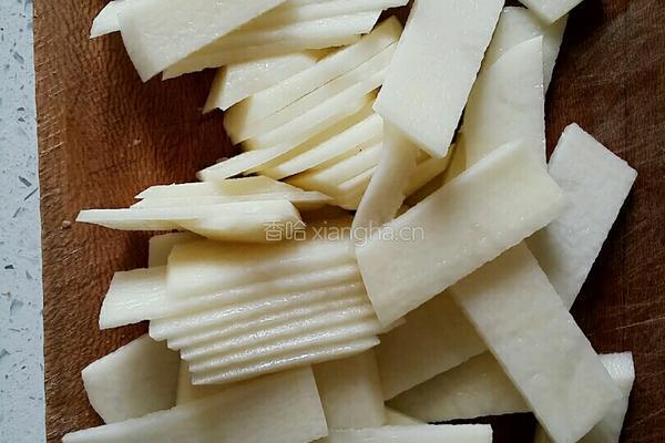 腊肉土豆片的做法图解3