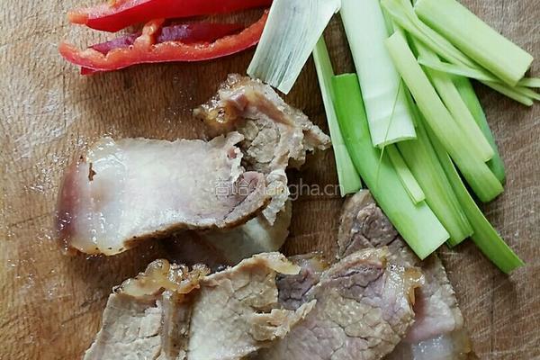 腊肉土豆片的做法图解5