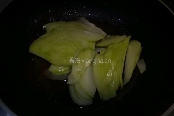 佛手瓜炒肉的做法图解10