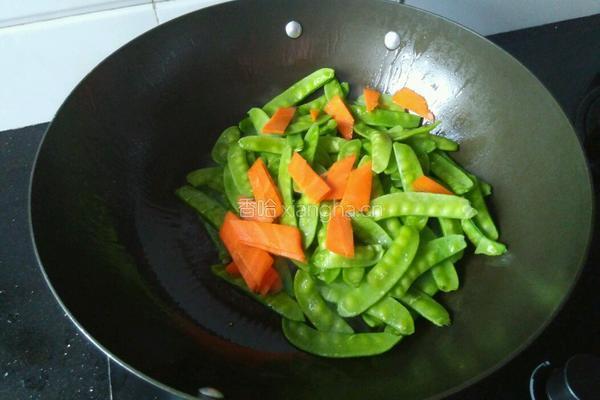 素炒荷兰豆的做法图解4