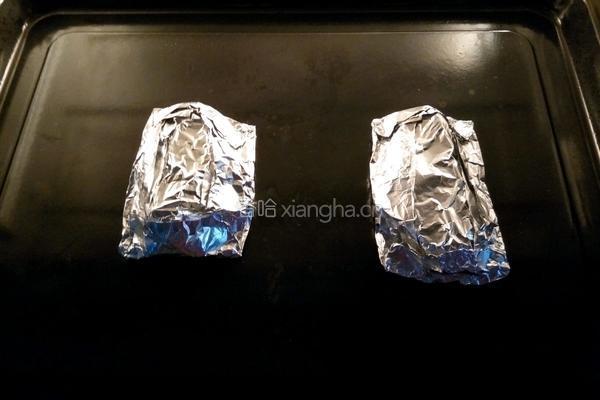 红茶盐焗鸡翅的做法图解3