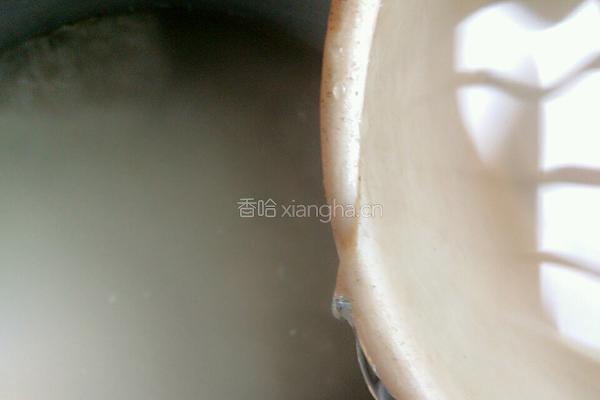 鸡蛋粥的做法图解1