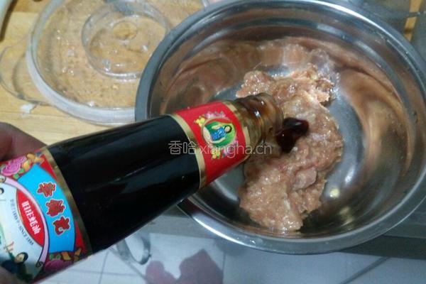 老鸭奶白菜猪丸汤的做法图解6