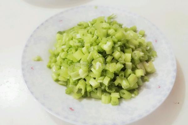 肉末芹菜的做法图解3