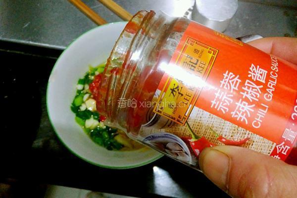 凉拌莴笋丝的做法图解7