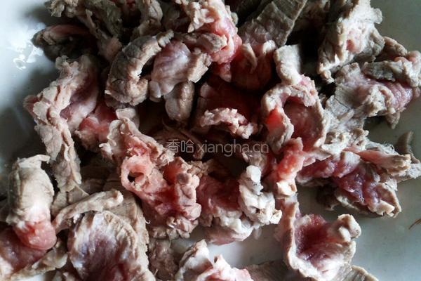 山药炒牛肉的做法图解1