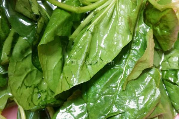 菠菜戚风蛋糕的做法图解1