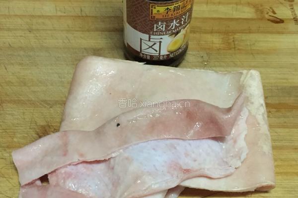 卤猪皮的做法图解1