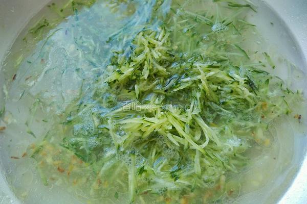 青瓜蛋花汤的做法图解9