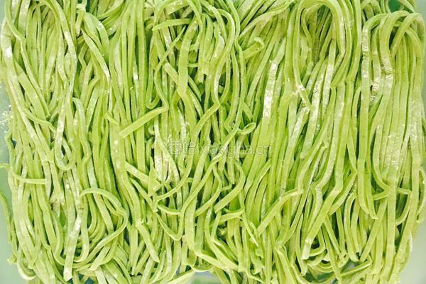 菠菜臊子干拌面的做法图解1