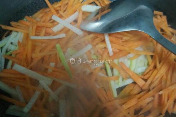 素炒萝卜丝的做法图解3