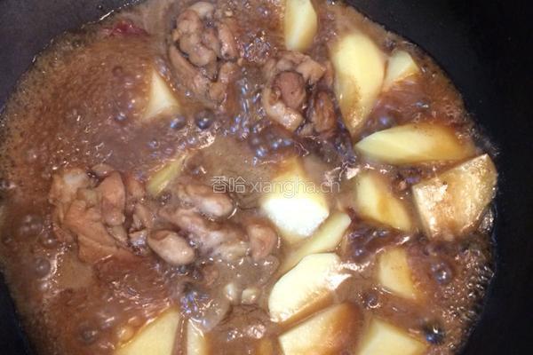 土豆烧鸡腿的做法图解3
