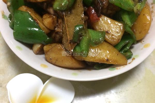 土豆烧鸡腿的做法图解5